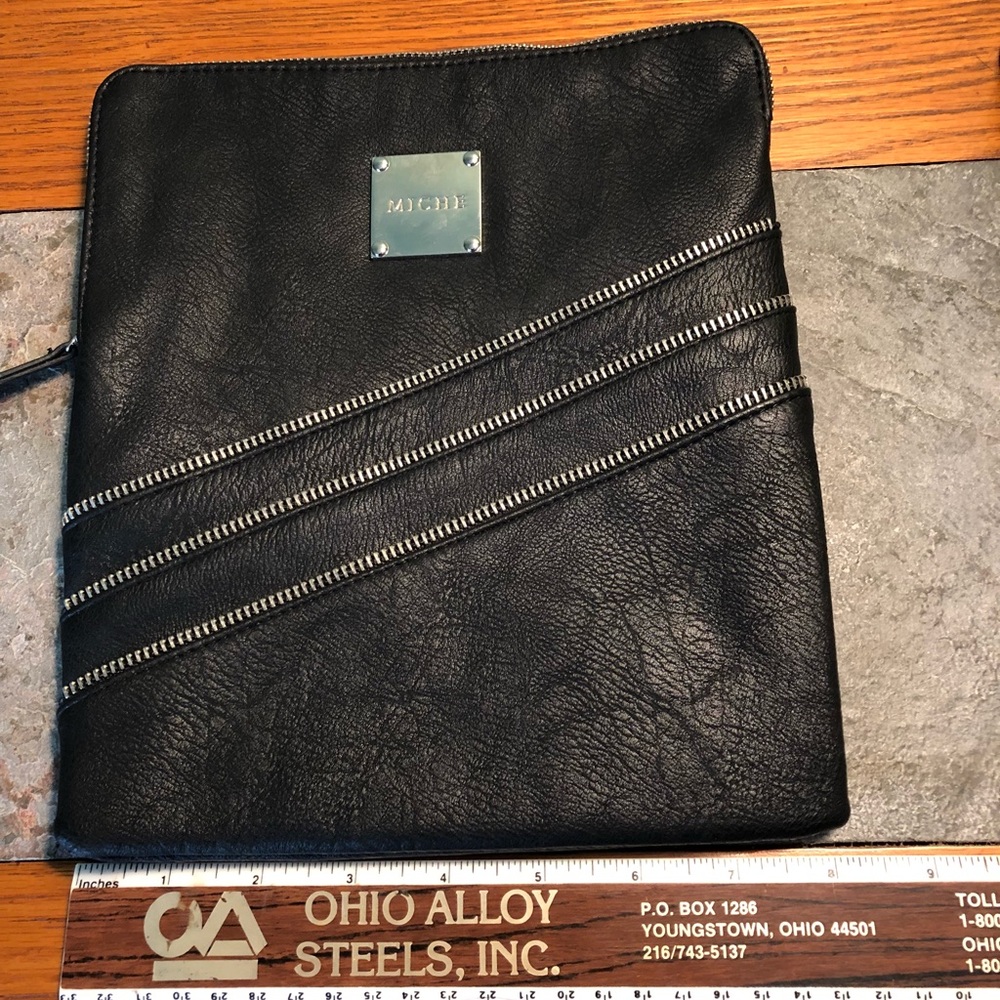 Miche Tablet Carrying Case